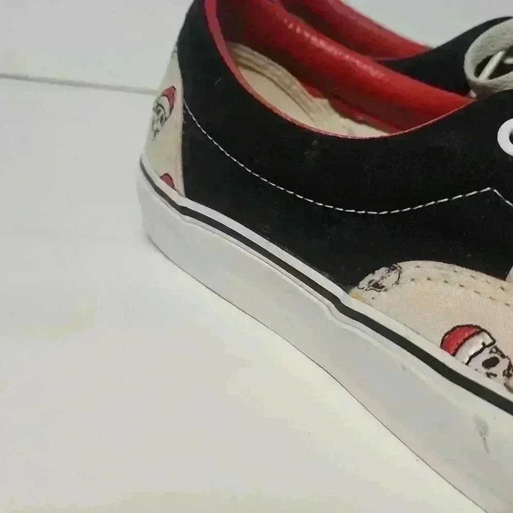 Vans rare classic era christmas Santa skull with embroidered Santa hat - Picture 3 of 6